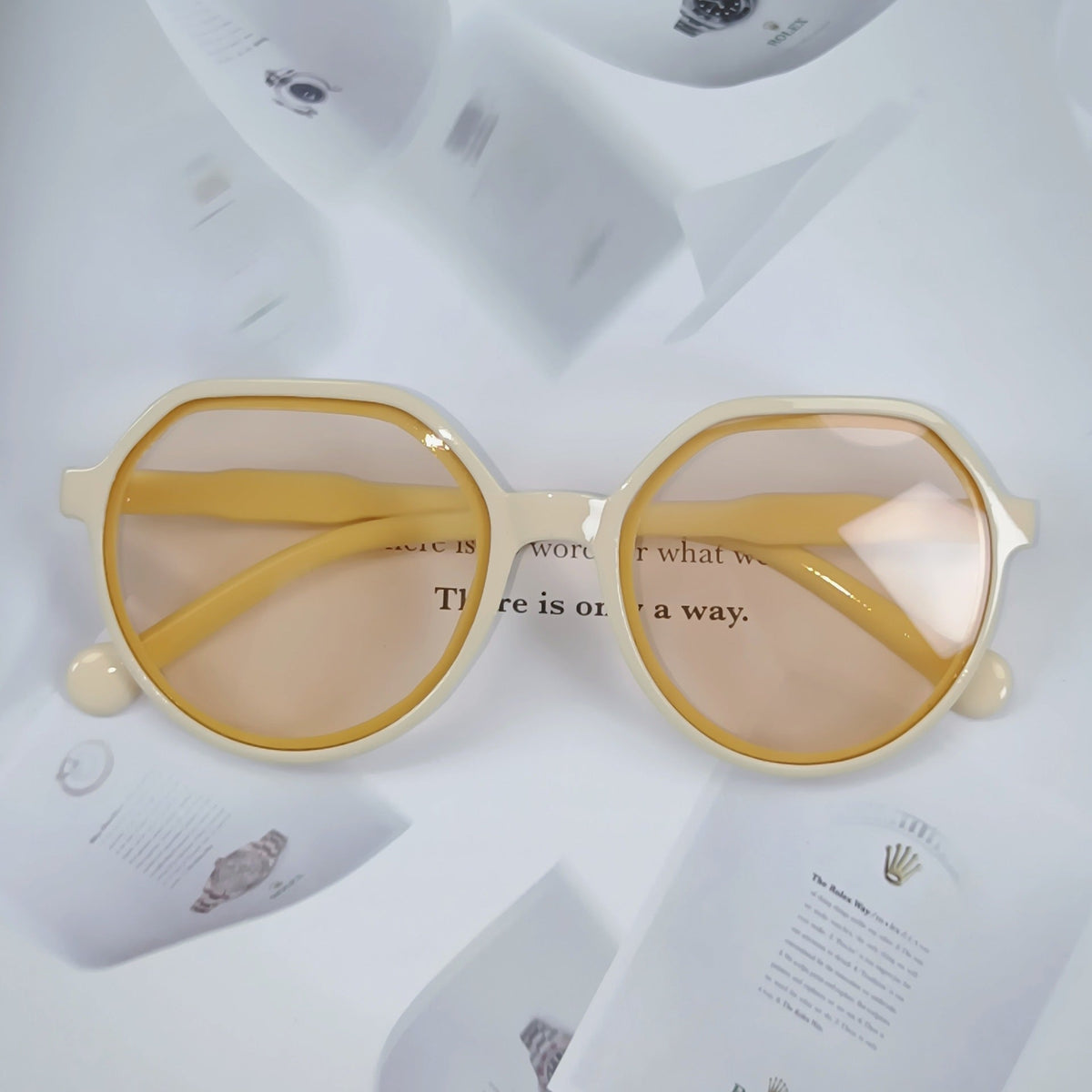 Lunettes de soleil géométriques pour femmes avec style audacieux 7