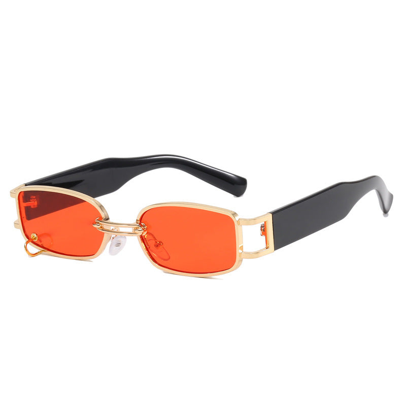 Lunettes de soleil pour femme au design rectangulaire 3