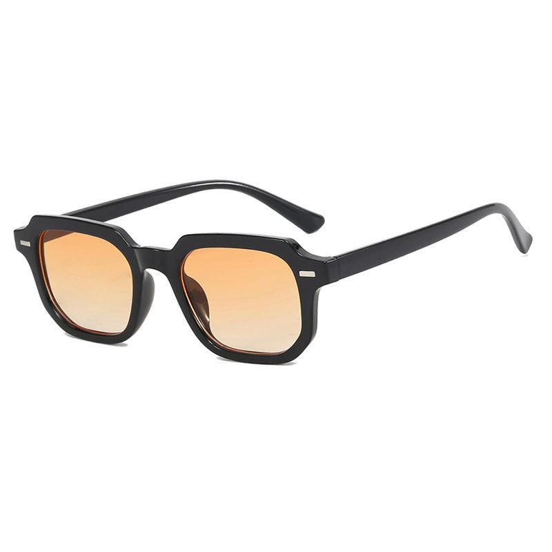 Lunettes de soleil pour femmes au design géométrique 4