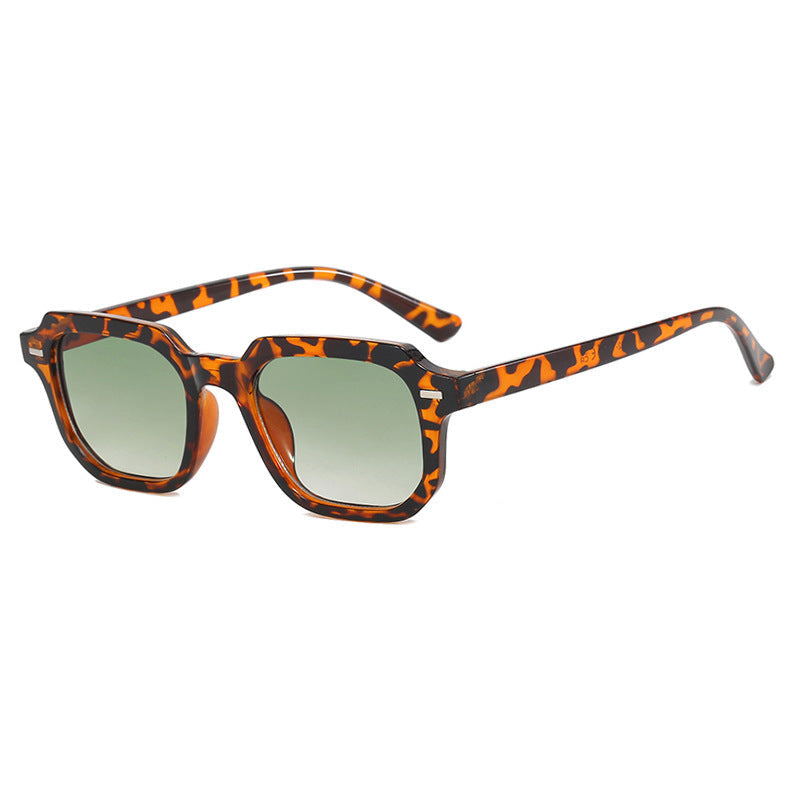 Lunettes de soleil pour femmes au design géométrique 5