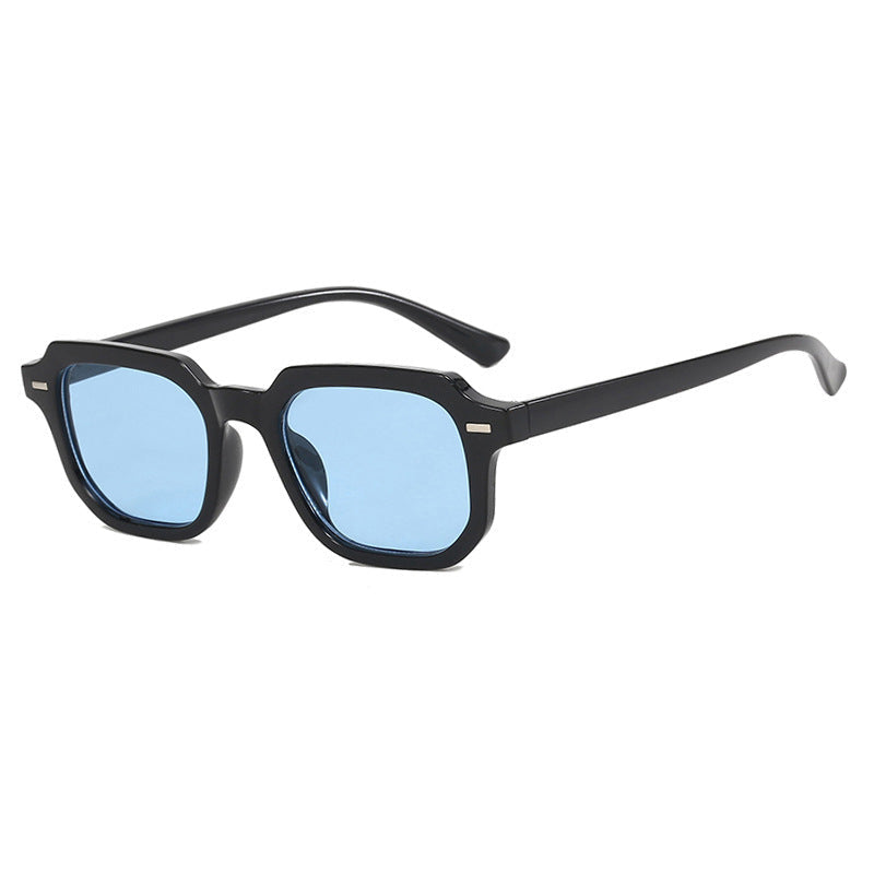 Lunettes de soleil pour femmes au design géométrique 6