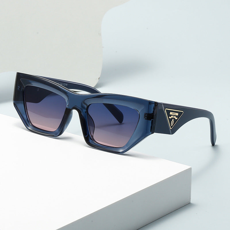 Lunettes de soleil pour femmes au design géométrique moderne 1