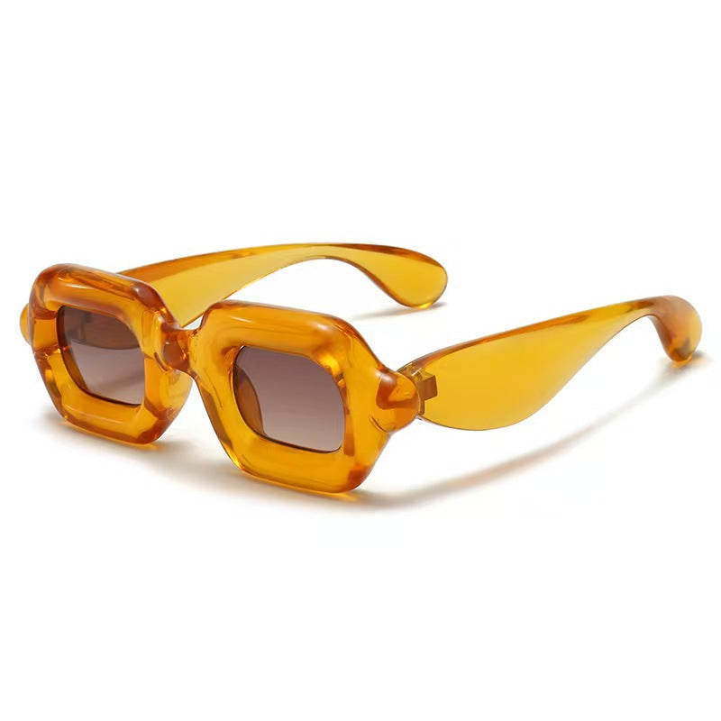 Lunettes de soleil pour femmes au design moderne 10