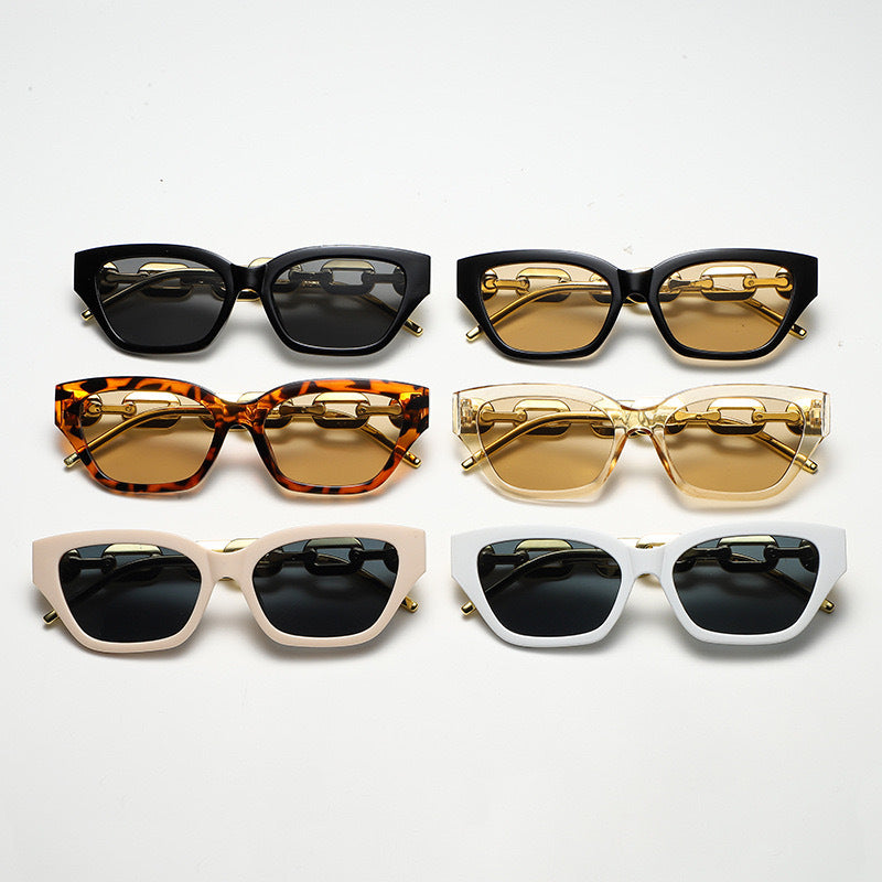 Lunettes de soleil pour femmes avec design unique 3