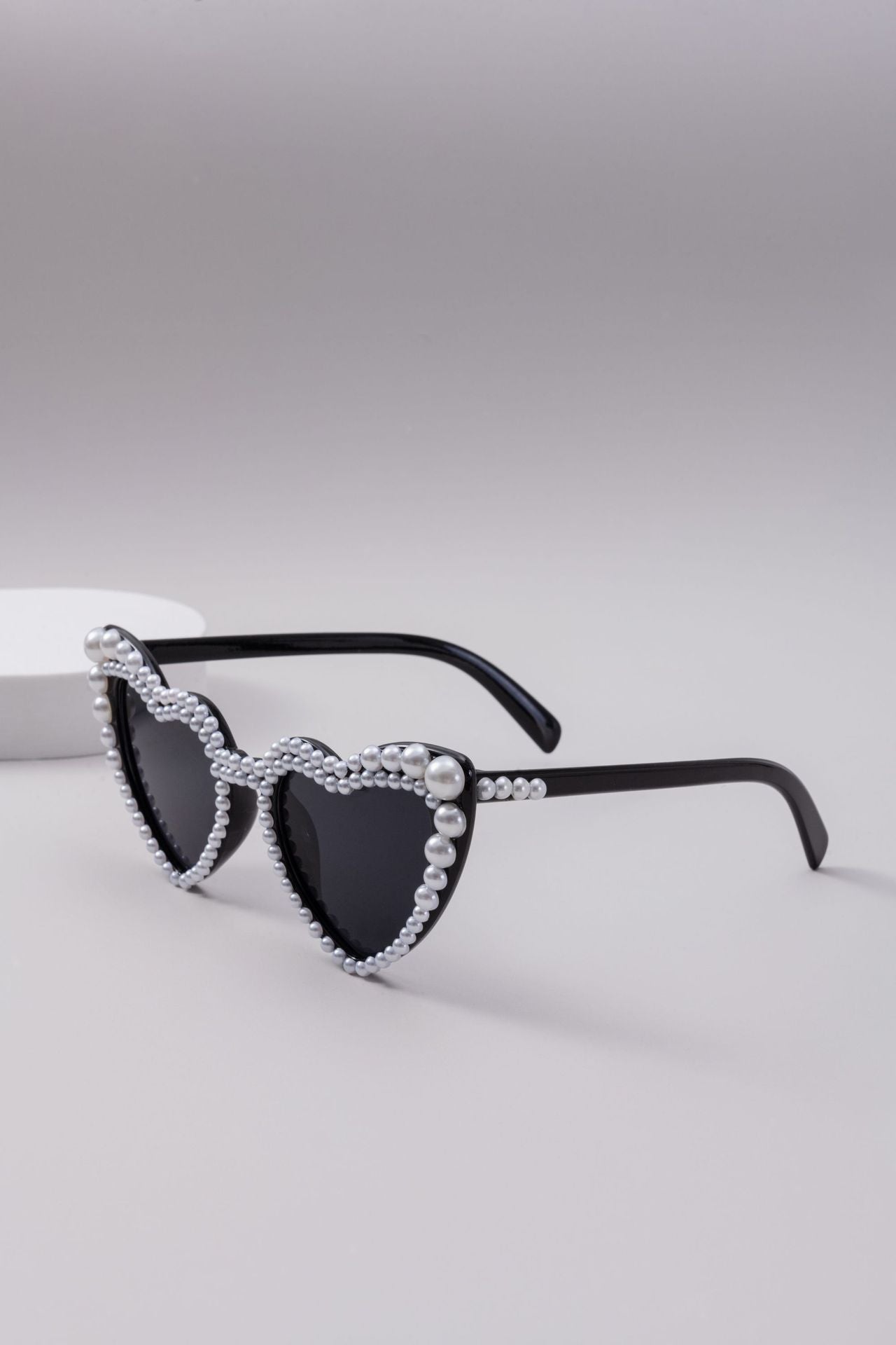 Lunettes de soleil pour femmes avec monture en perles 10