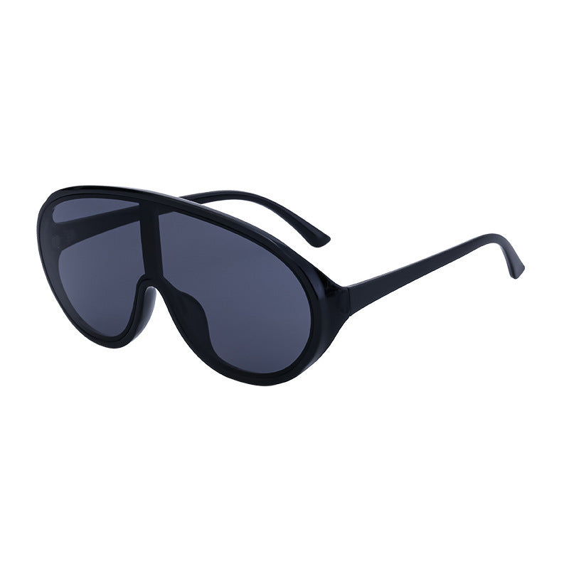 Lunettes de soleil pour femmes style futuriste 0