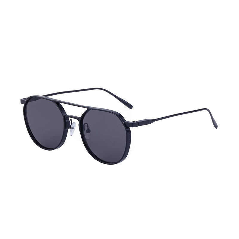 Lunettes de soleil rondes pour femme au style tendance 8