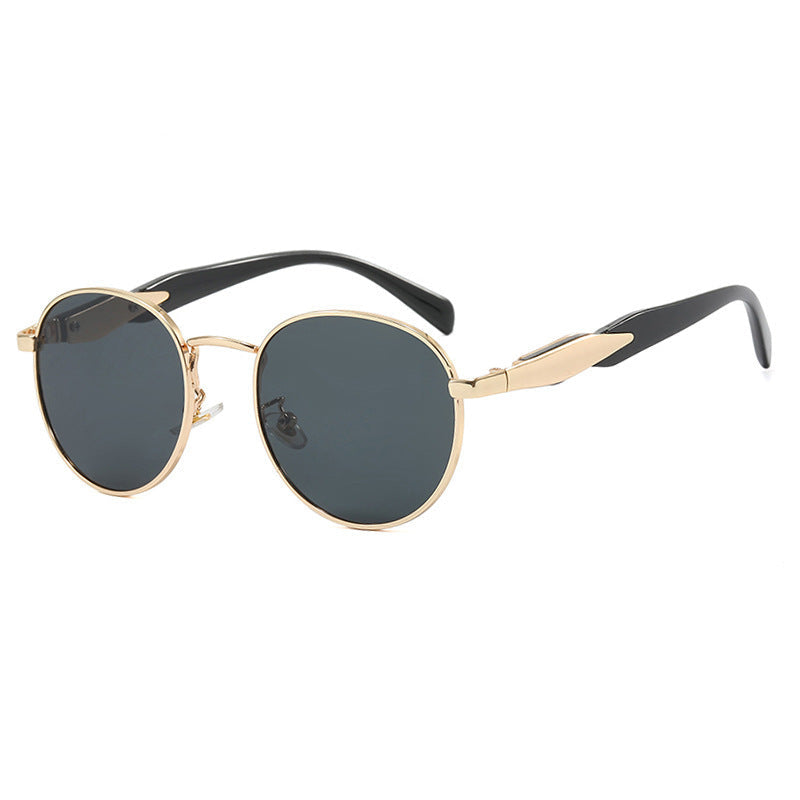 Lunettes de soleil rondes pour femmes avec monture dorée 7