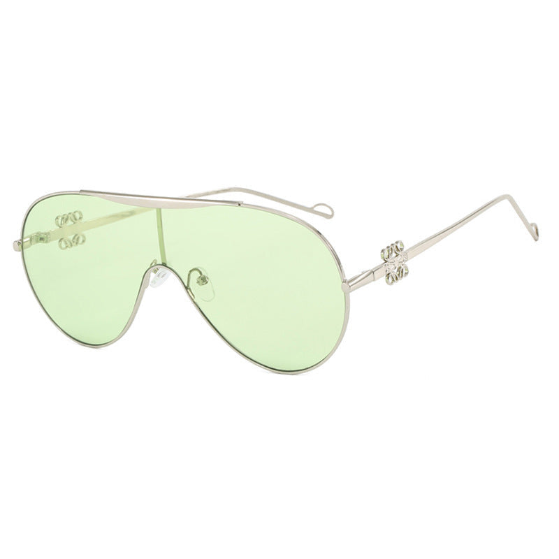 Lunettes de soleil sportives pour femmes Shield 0