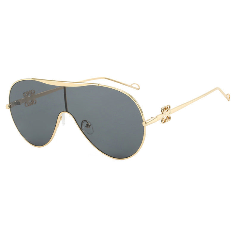 Lunettes de soleil sportives pour femmes Shield 7