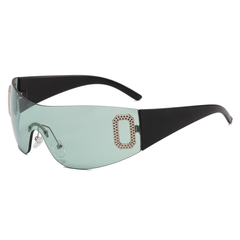 Lunettes de soleil sportives pour femmes au design futuriste 6