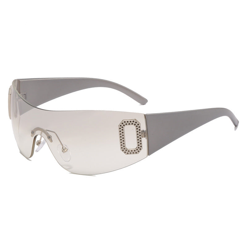 Lunettes de soleil sportives pour femmes au design futuriste 7