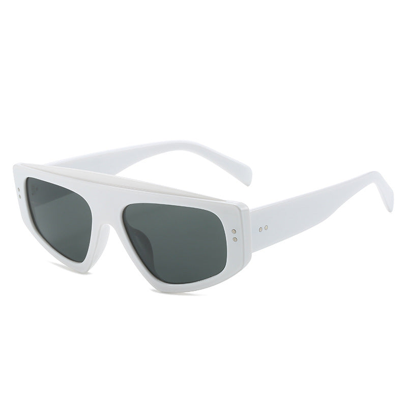 Lunettes de soleil surdimensionnées pour femmes au design animalier 7