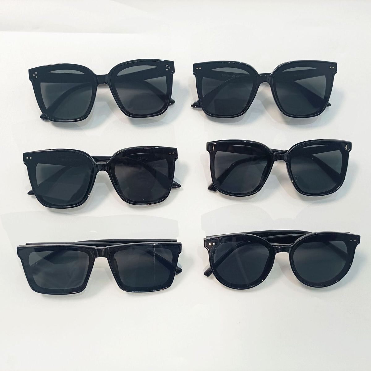 Lunettes de soleil surdimensionnées pour femmes au design moderne 1