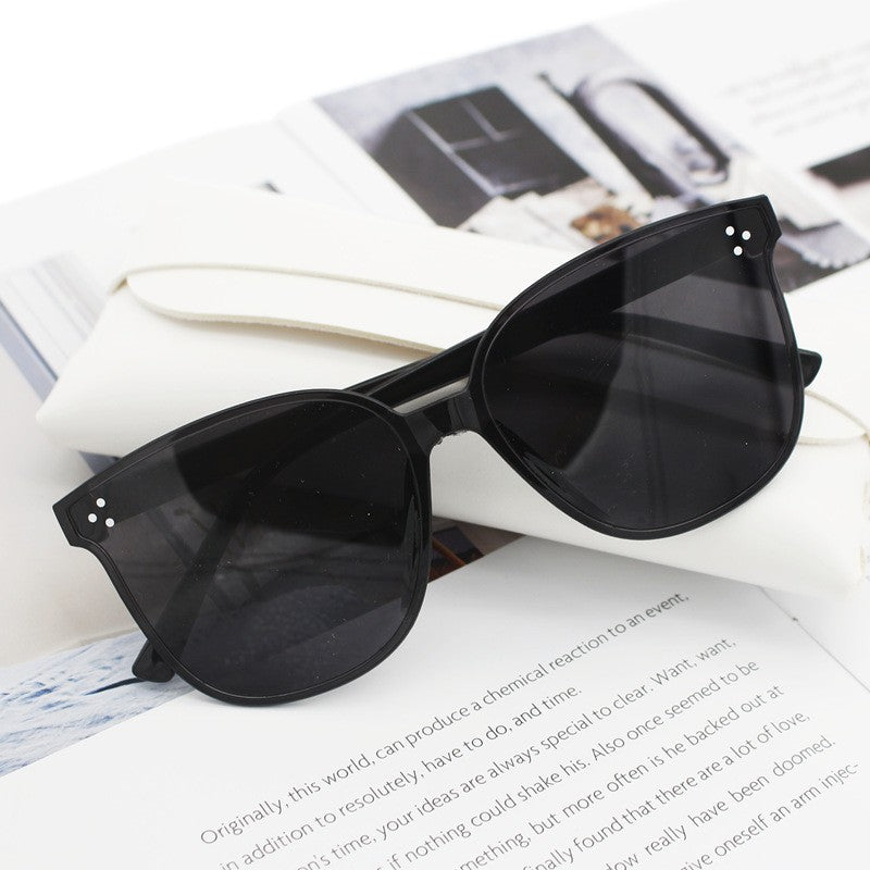 Lunettes de soleil surdimensionnées pour femmes au design moderne 7