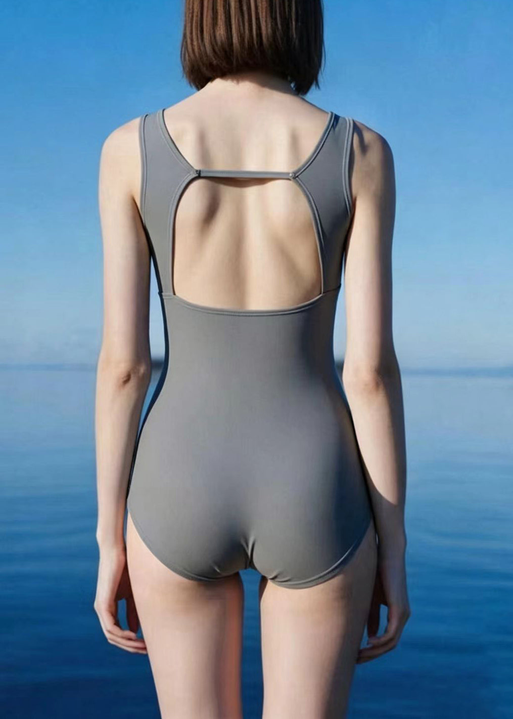 Maillot de Bain Femme 1 Pièce Dos Nu Col en U Design Minimaliste 4