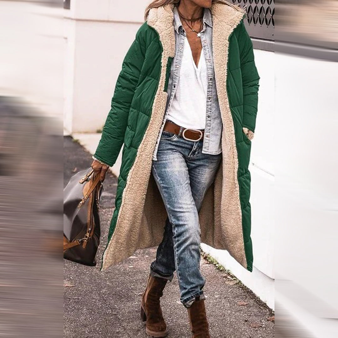 Manteau Hiver Femme Long Design Contemporain en Matériaux Durables 4