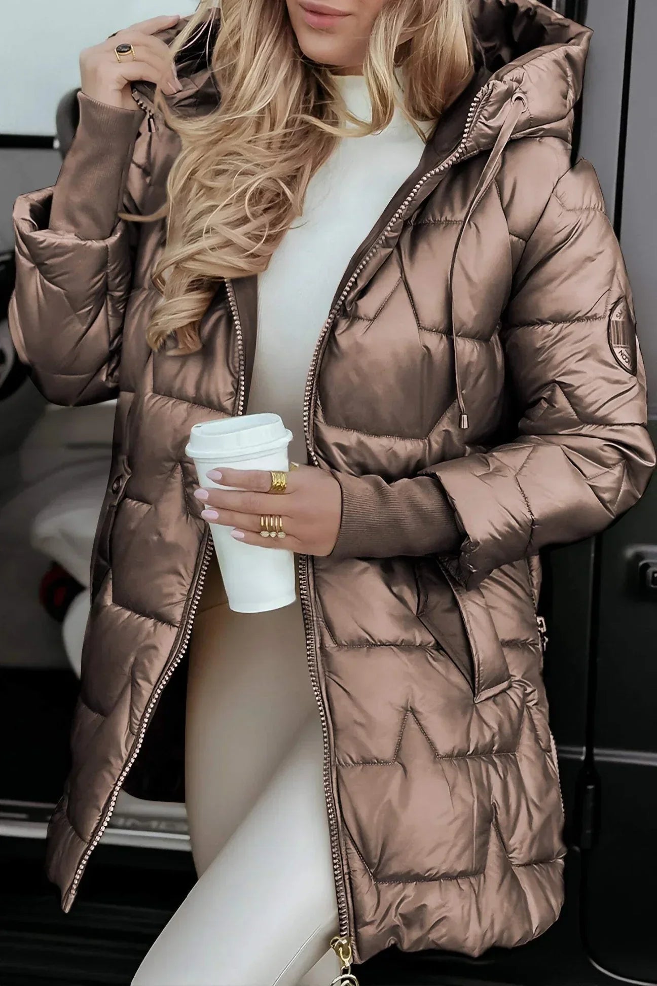 Manteau d'hiver pour femmes avec capuche 2