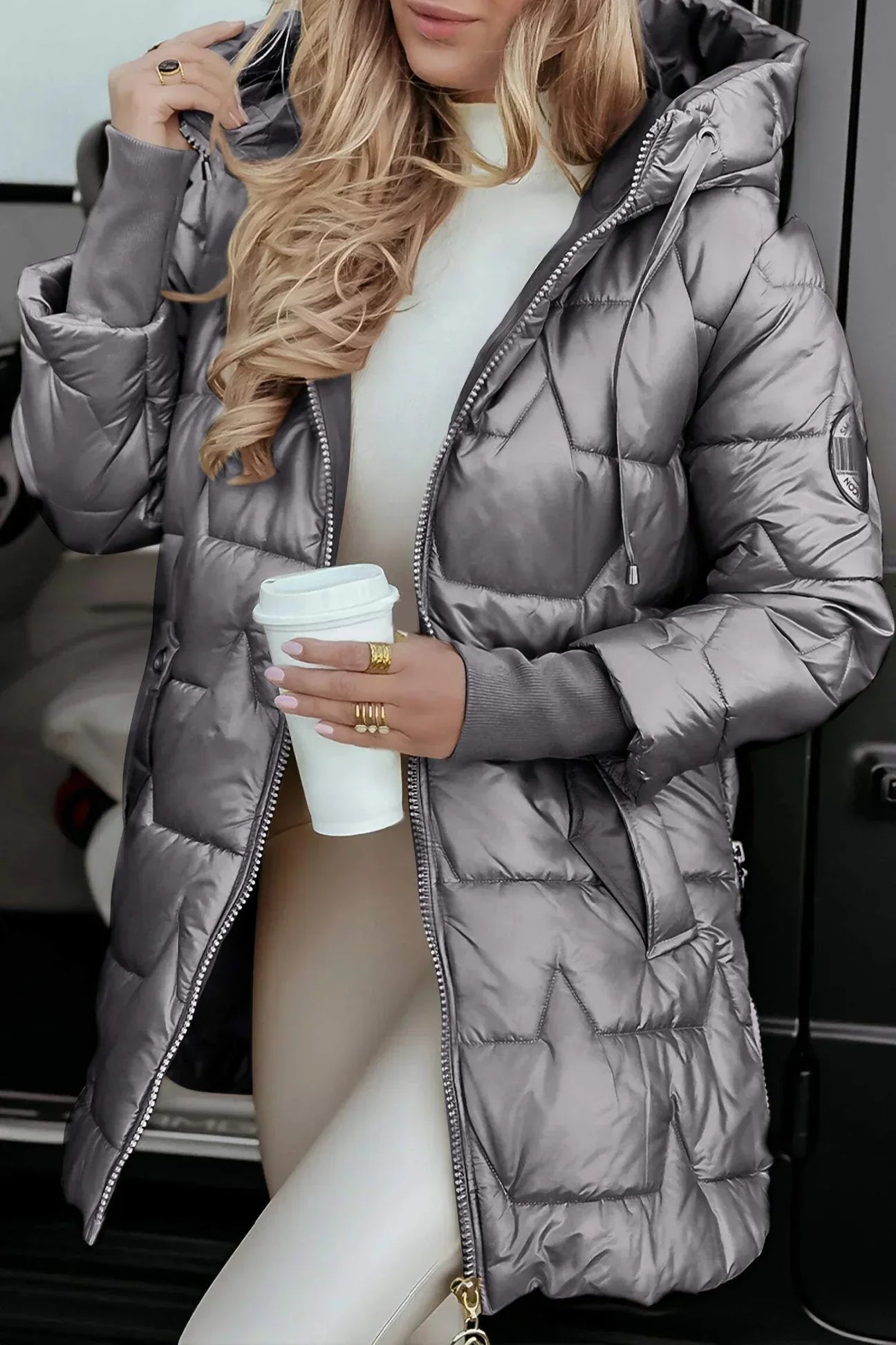 Manteau d'hiver pour femmes avec capuche 4
