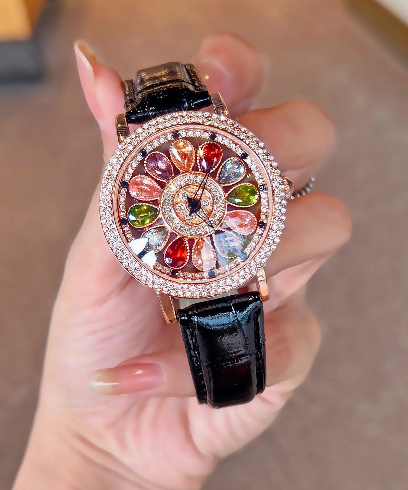 Montre Femme Design Moderne Quartz Ajustable 0