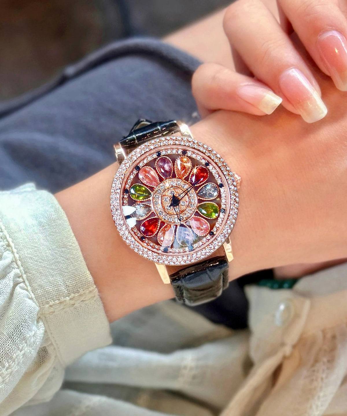 Montre Femme Design Moderne Quartz Ajustable 1