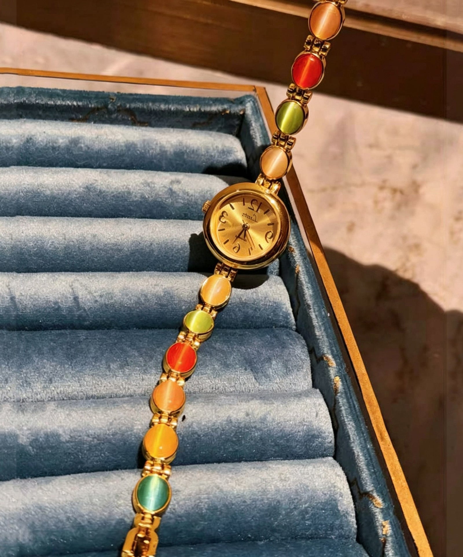 Montre Femme Style Art Rainbow avec Pierre Précieuse 3