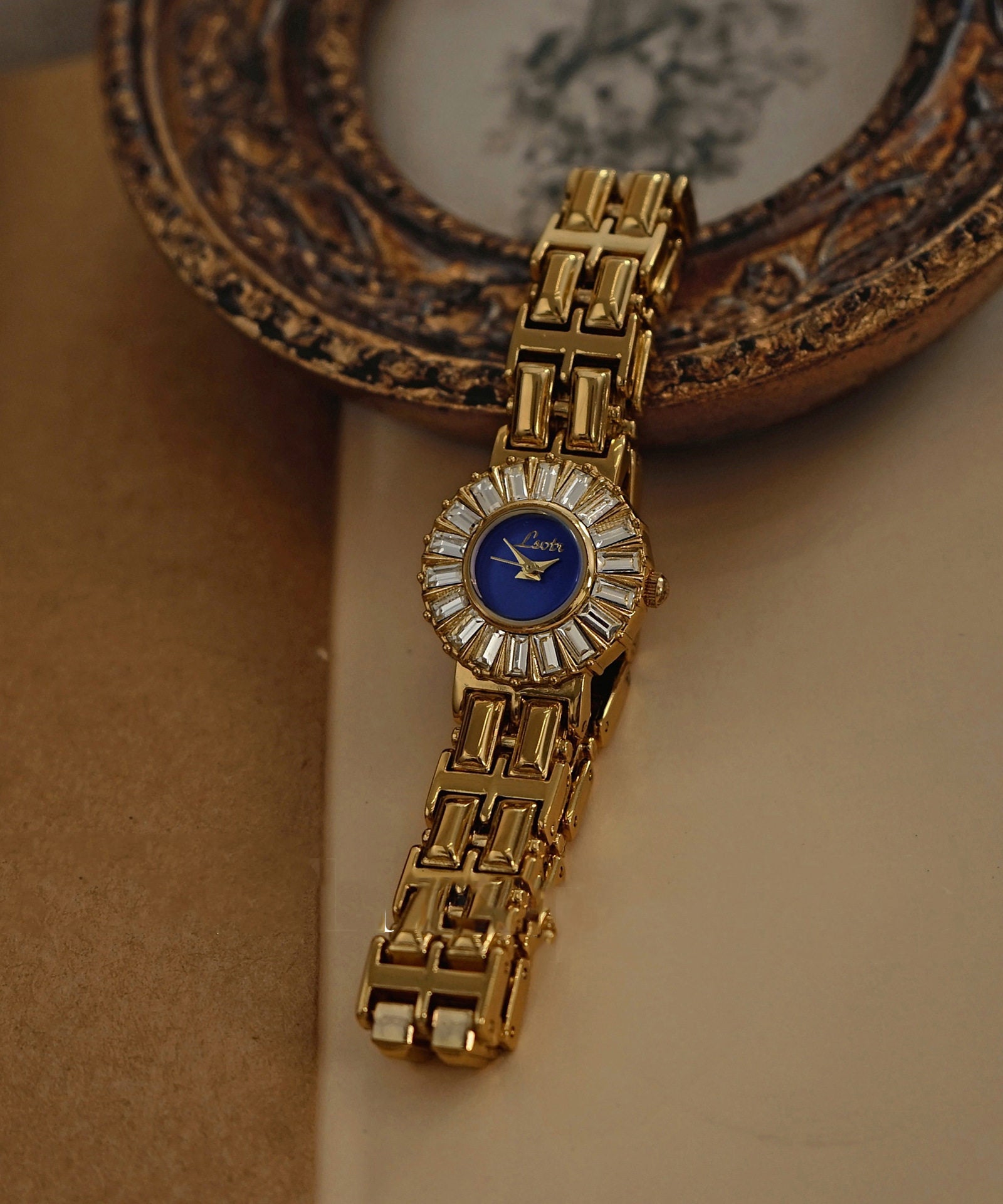 Montre Femme Style Boho Chaîne Dorée 1
