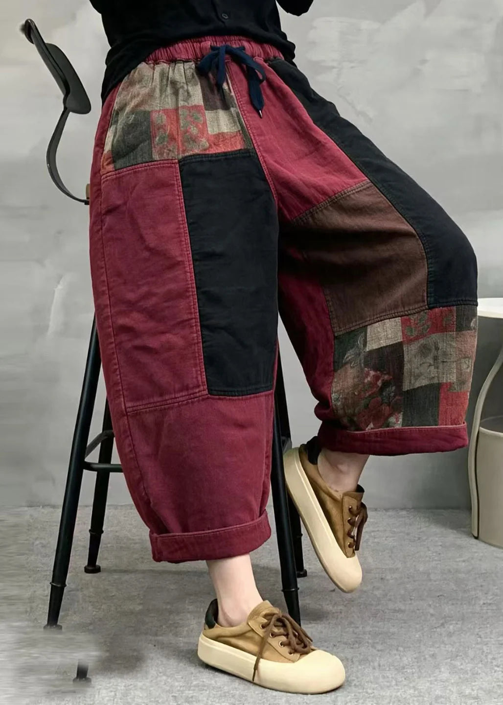 Pantalon court décontracté à taille élastique pour femme 3