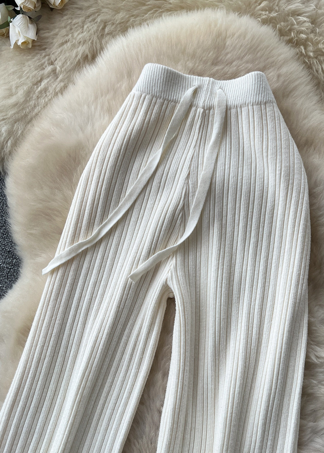 Pantalon large femme coupe ajustée taille élastique automne 4