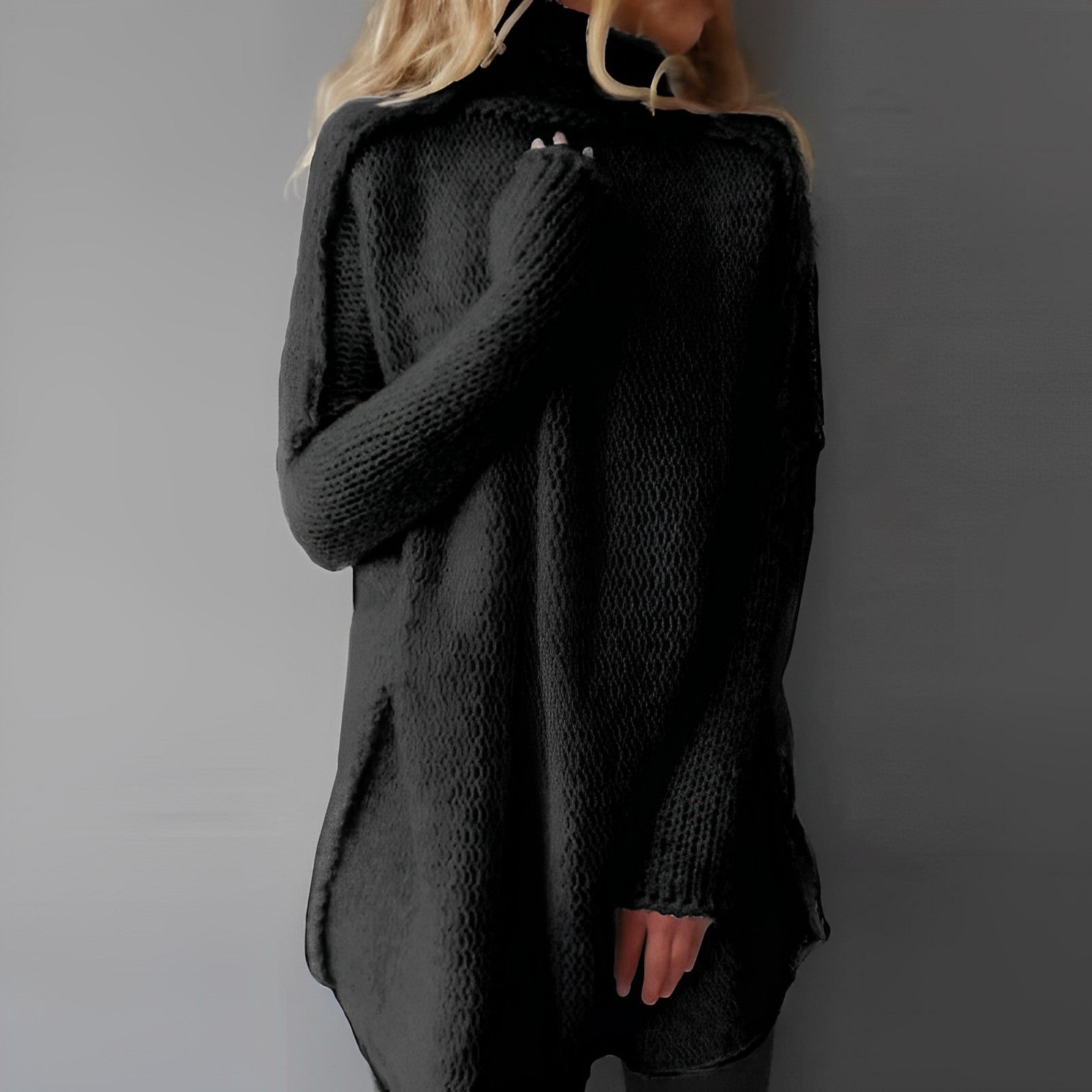Pull Long Ample à Col Douillet pour Femme 1