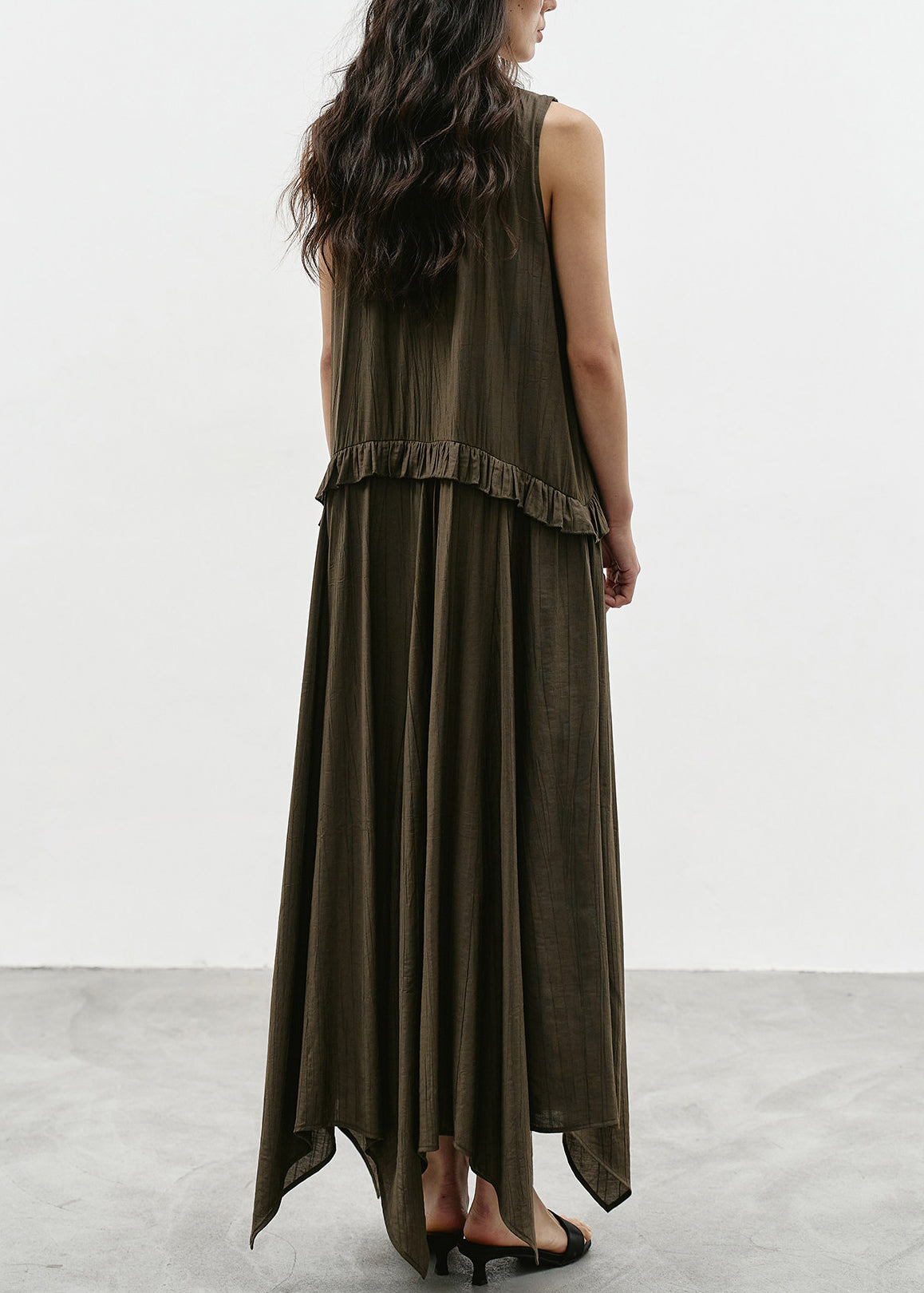 Robe Femme Asymétrique à Volants Col V Sans Manches 4