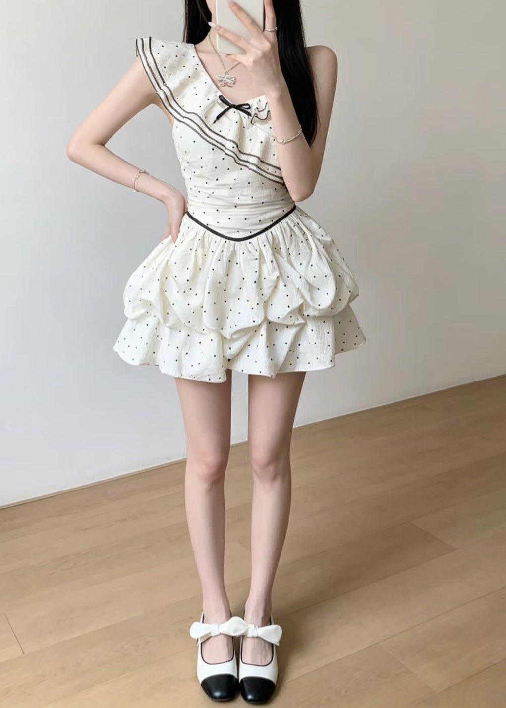 Robe Femme Courte À Pois Col Roulé Sans Manches 4