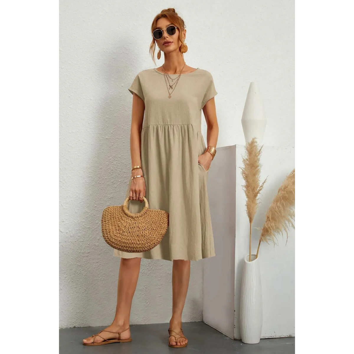 Robe Femme Fluide et Sophistiquée 1
