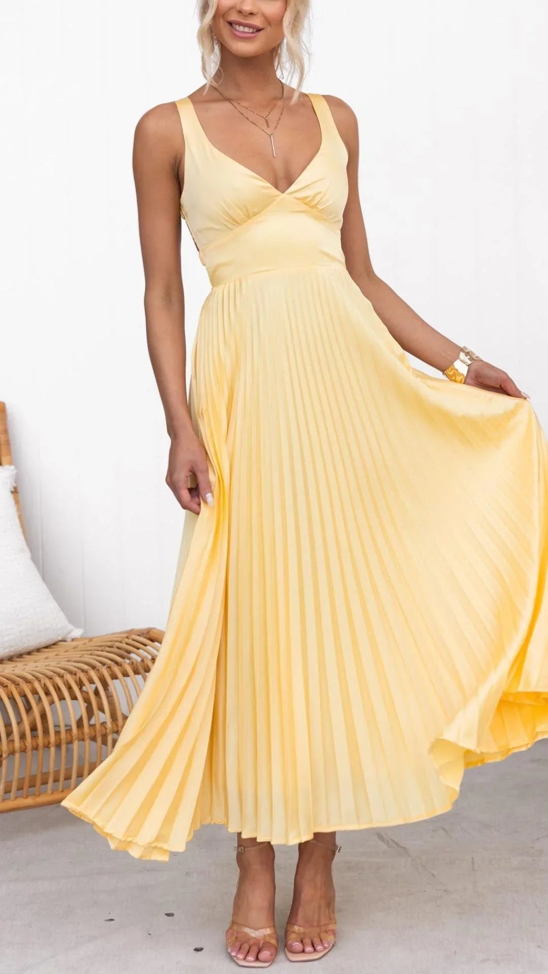 Robe Longue Plissée Jaune à Col en V pour Femmes 0