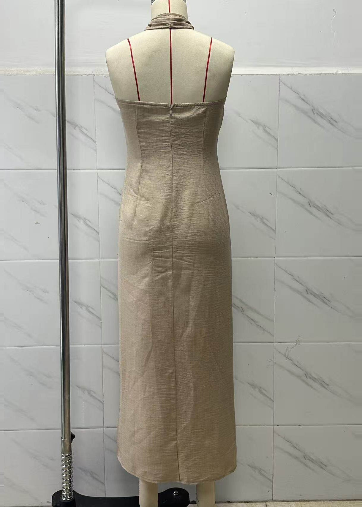 Robe Longue d'Été à Licou pour Femme 4