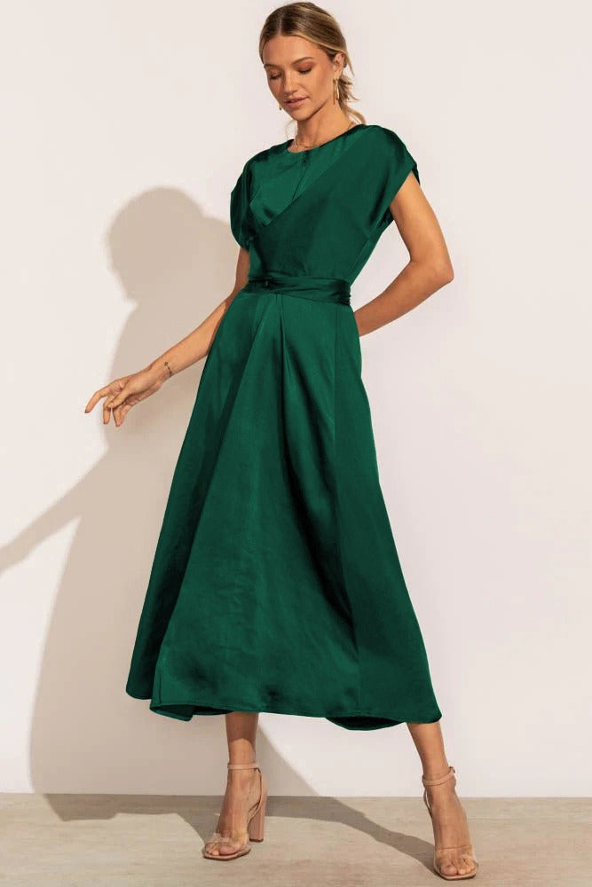 Robe Midi Femme Chic en Tissu Aéré avec Manches en Couches 9