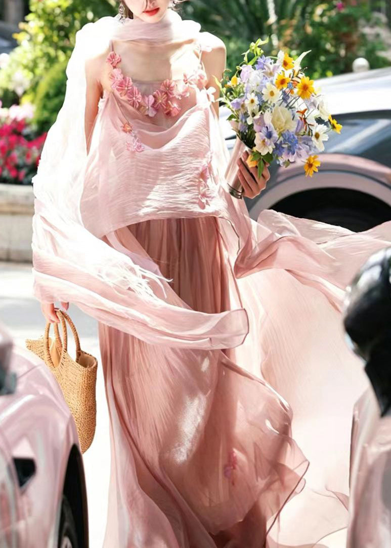 Robe d'été femme à bretelles spaghetti fluide et fleurie 0