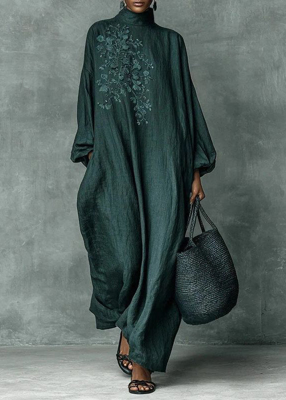 Robe longue à col roulé brodée pour femme grande taille manches longues 2