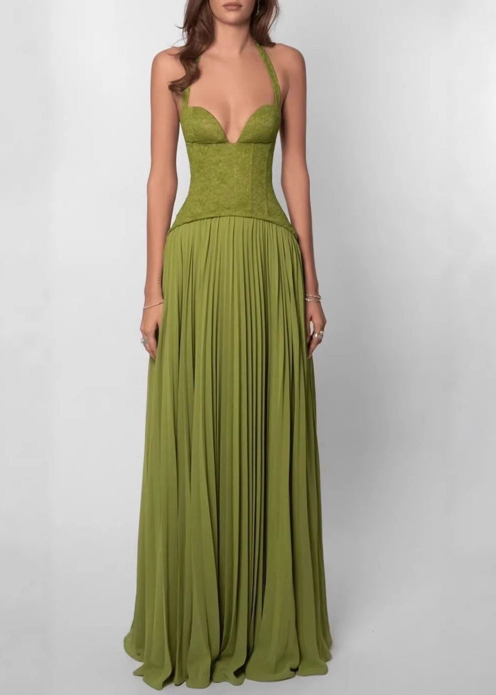 Robe longue dos nu à bretelles croisées pour femmes 1