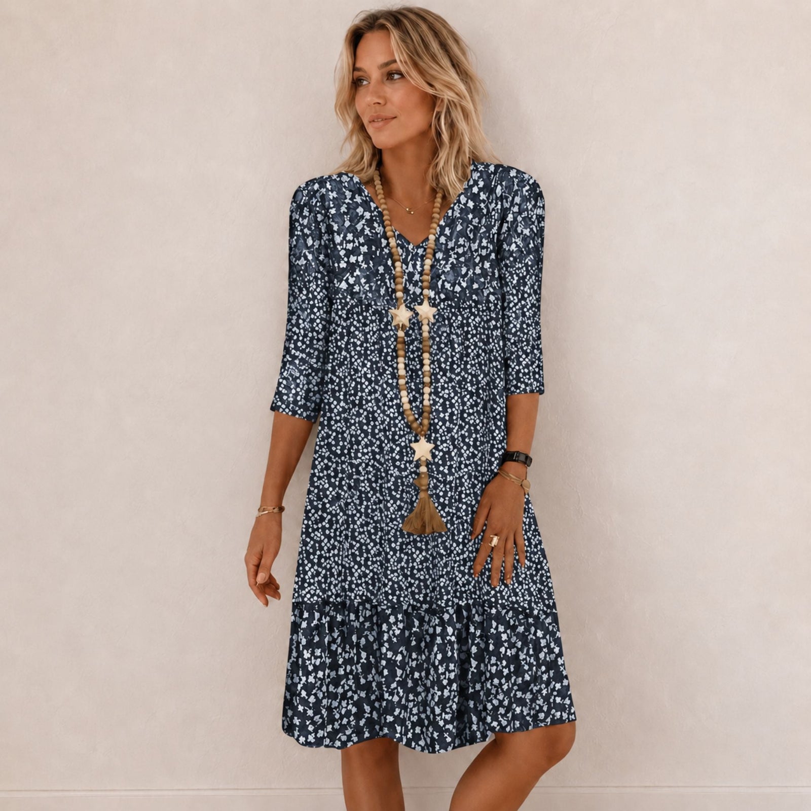Robe pour femme au design élégant et intemporel 1