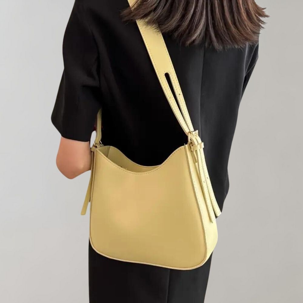 Sac Bandoulière Femme Minimaliste Élégant avec Intérieur Spacieux 4