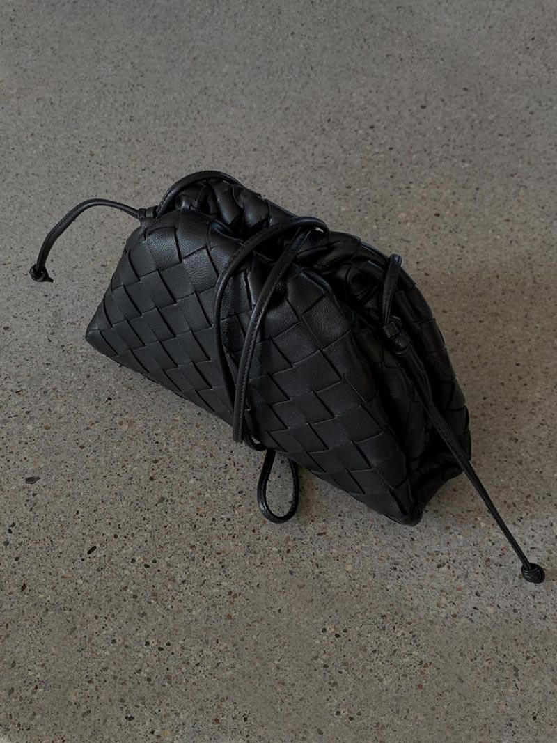 Sac à main mini en cuir vegan tissé pour femmes 3
