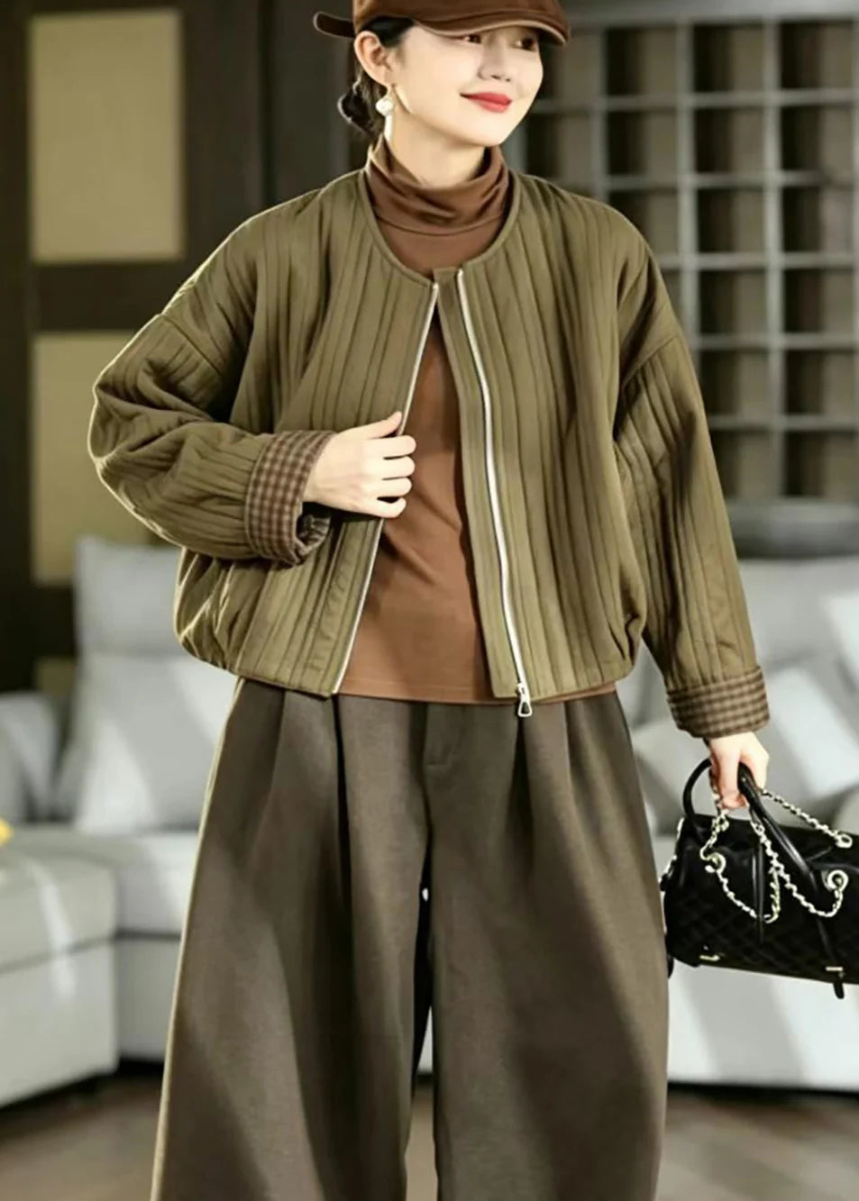 Veste d'hiver matelassée pour femme à col rond et poches 2