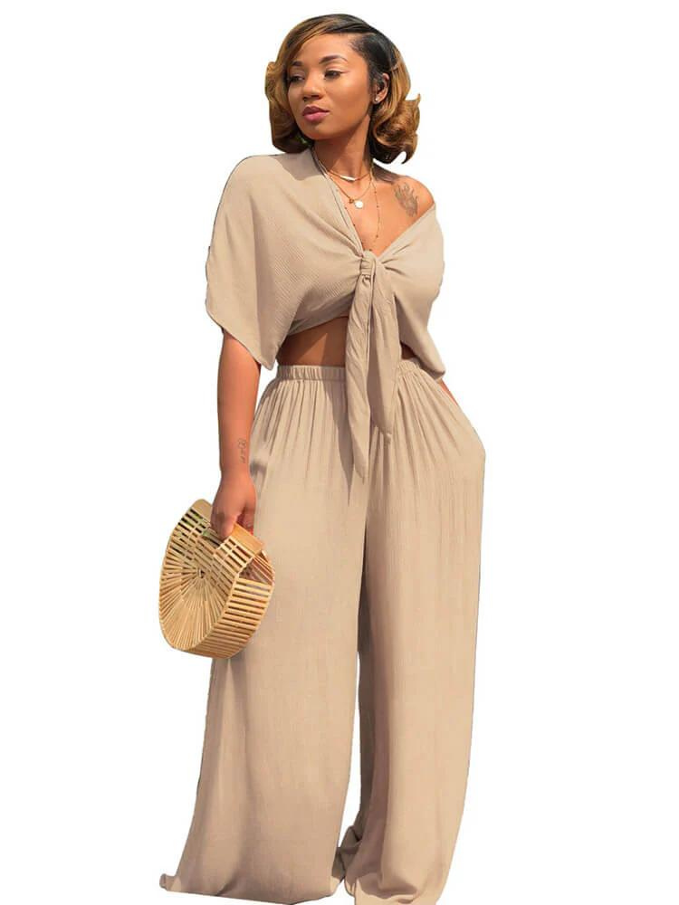 Ensemble pantalon droit et top court avec nœud papillon