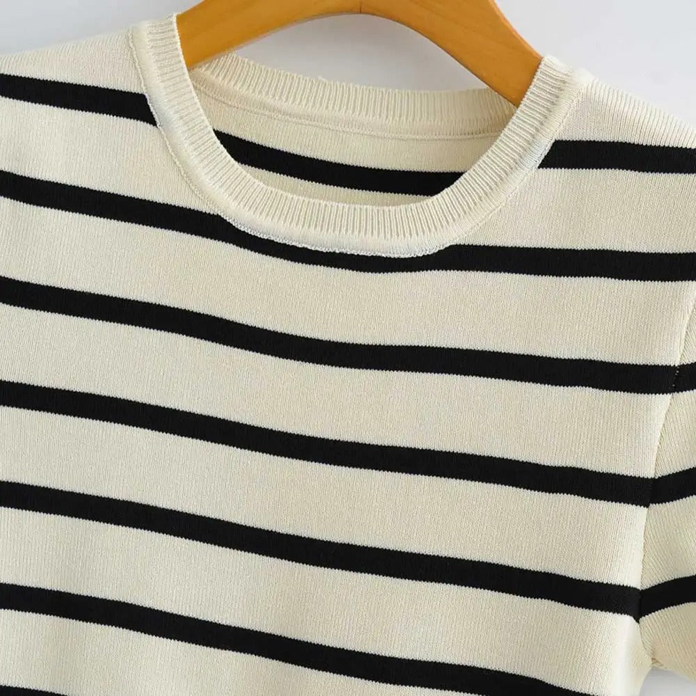 Pull court en tricot pour femme