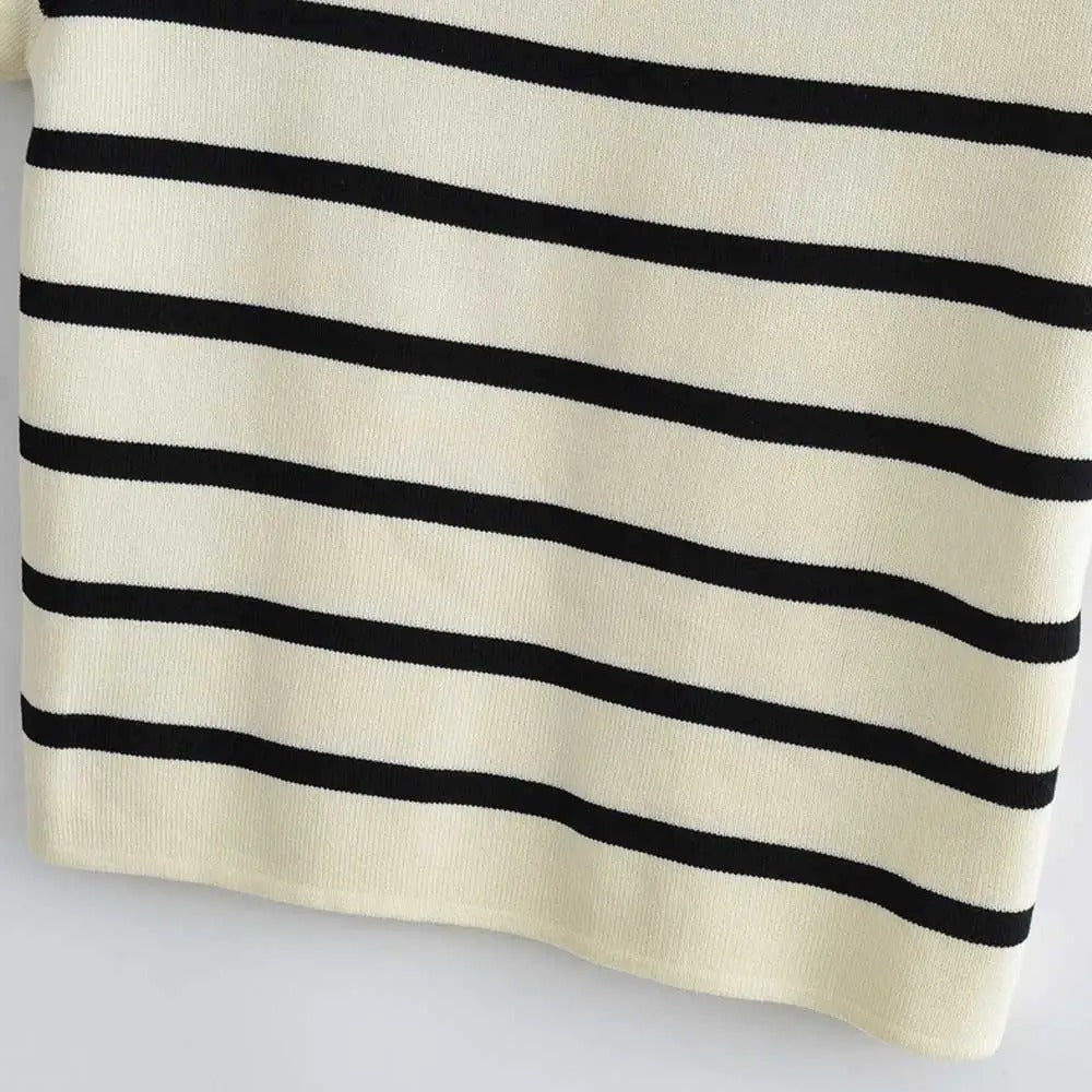 Pull court en tricot pour femme