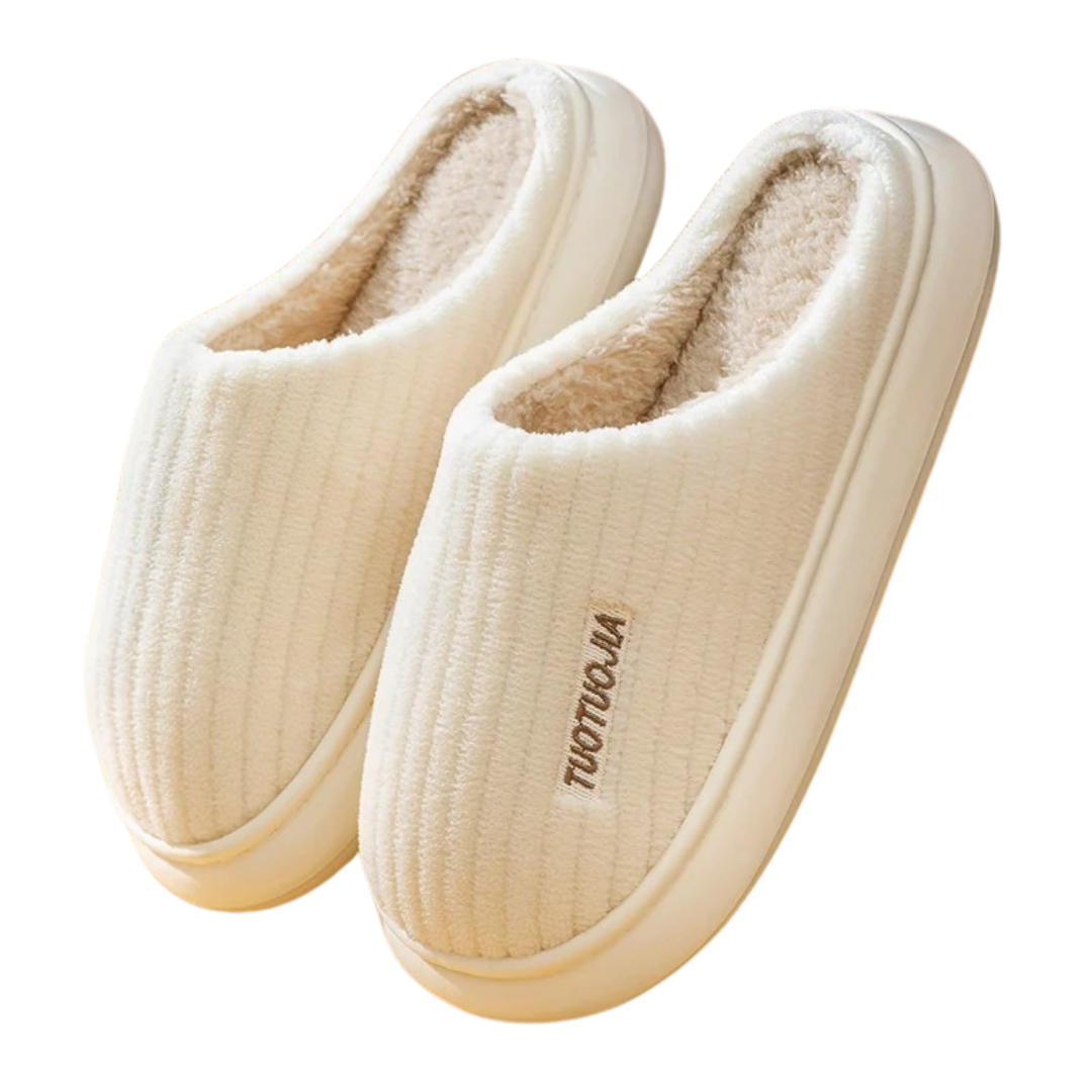 Chaussons pelucheux en mousse à mémoire de forme