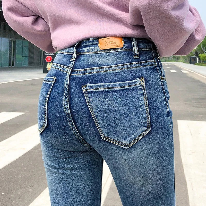 Jeans stretch classiques pour femmes