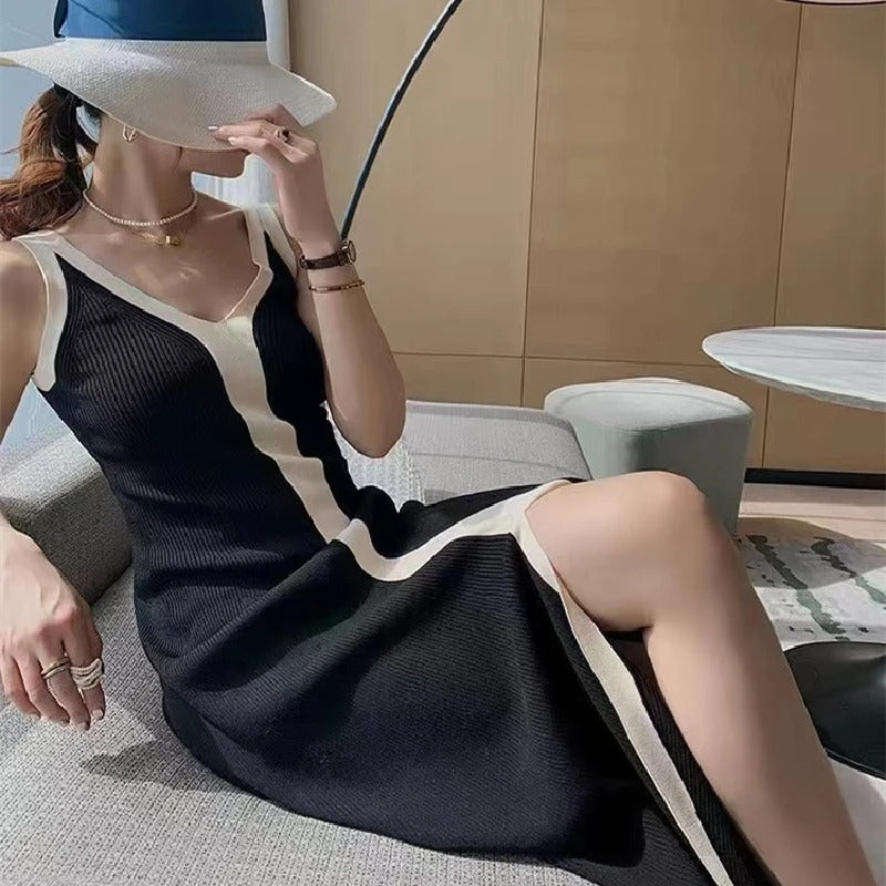 Robe en maille sans manches à col en V pour femmes