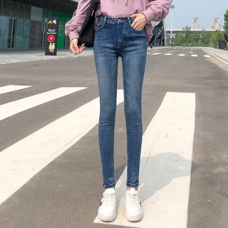 Jeans stretch classiques pour femmes